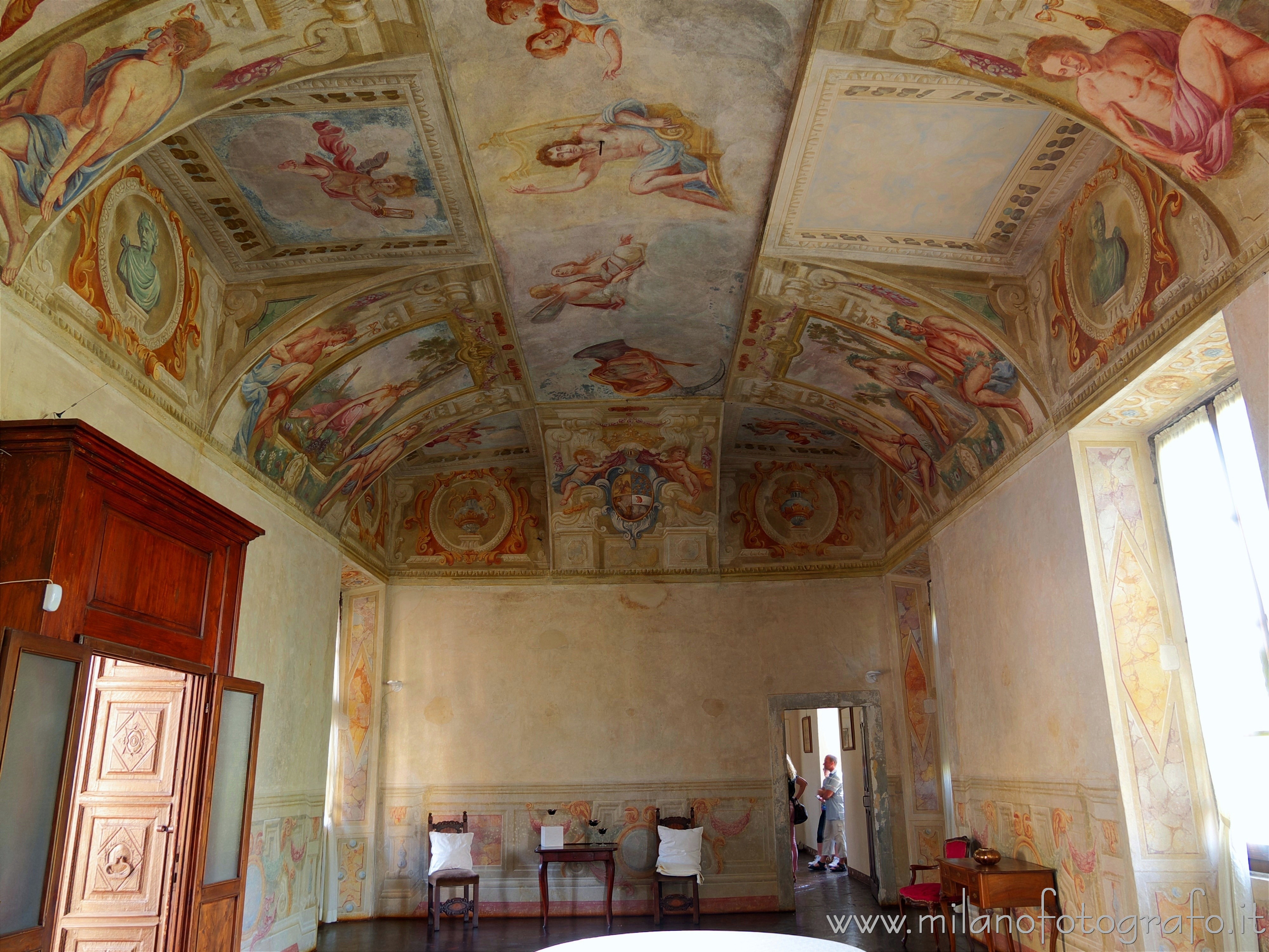 Cavernago (Bergamo, Italy) - Frescoed hall in the Castle of Cavernago